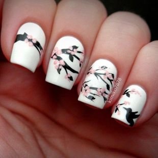 Китайская роспись ногтей, маникюр "веточка сакуры" 